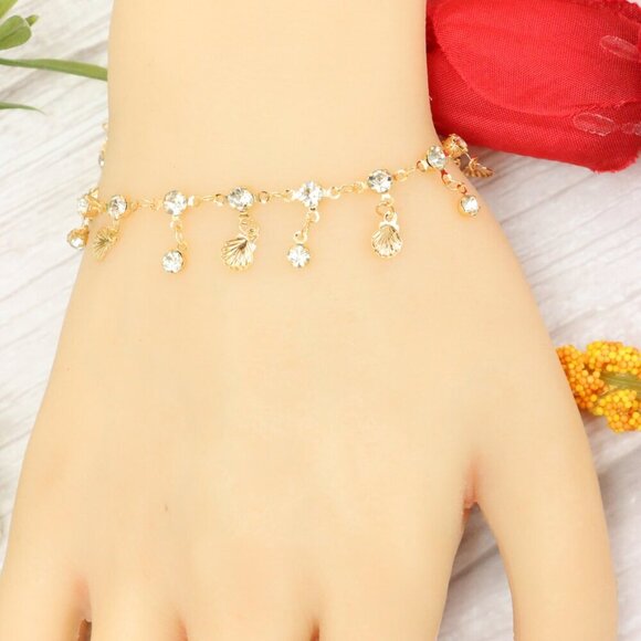 "Trendy Handmade Bracelet – A Thoughtful Gift for Girls & Women | UNVRC1272 - Picture 2 of 11